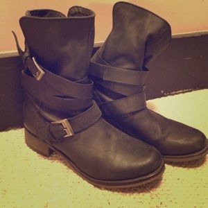 Steve Madden boots