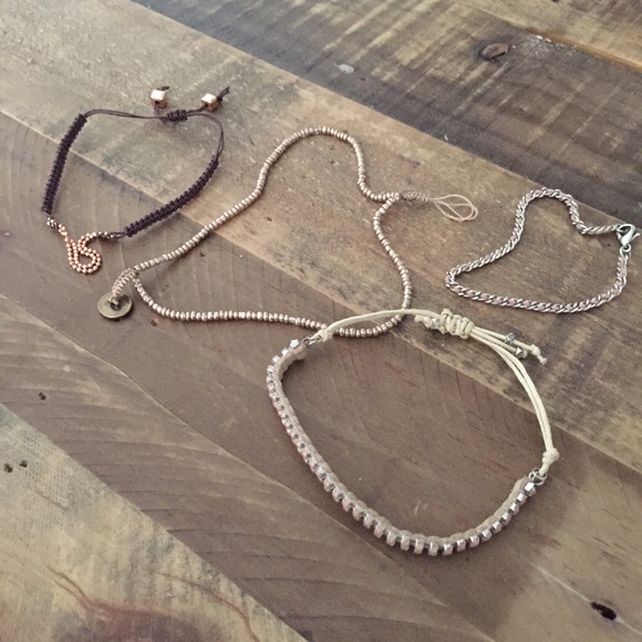 NWOT Set of bracelets