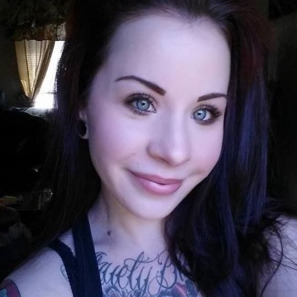 Meet your Posher, Tonya - Picture 1 of 1