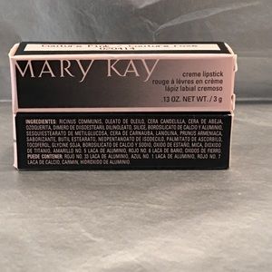 Mary Kay Creme Lipstick bundle.
