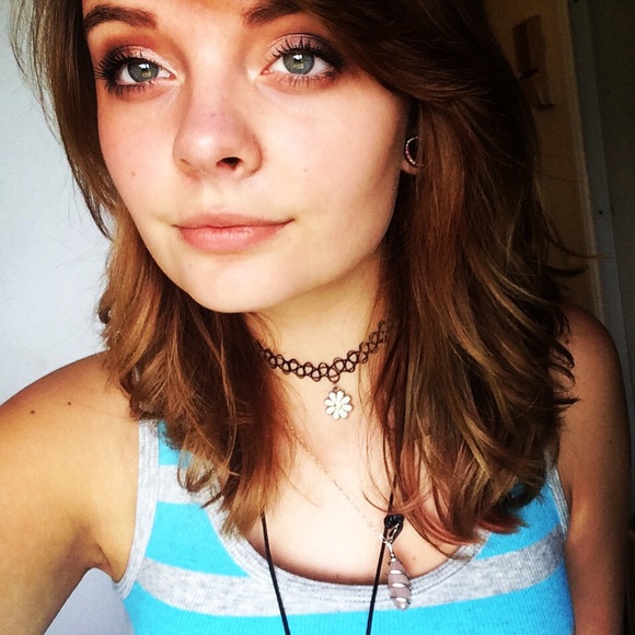 Meet your Posher, Secily