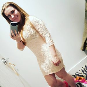 Meet your Posher, Alexandra