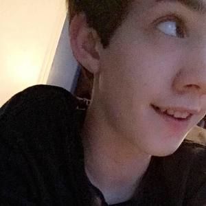 Meet your Posher, Dylan