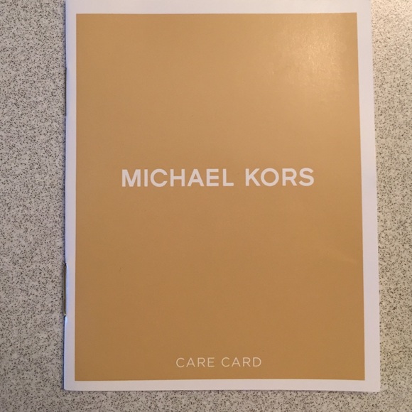 Michael Kors Jet Set Tote - Picture 3 of 3