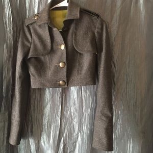 Short fitted little blazer