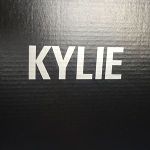 Meet your Posher, Kylie