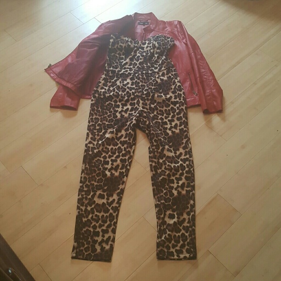 Leopard print strapless cat suit
