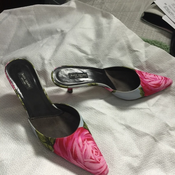 Floral blossom cabbage patch sandals slides - Picture 3 of 4