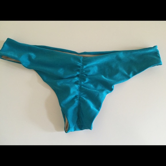 Teal bikini scrunch bottoms size small - Picture 1 of 1