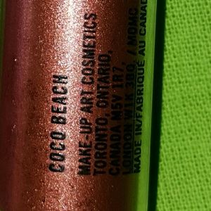 Mac coco beach pigment. Small holiday set size