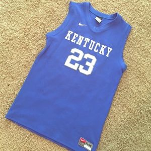 Nike University of Kentucky jersey.