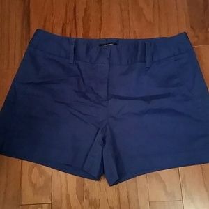 Daisy Fuentes shorts