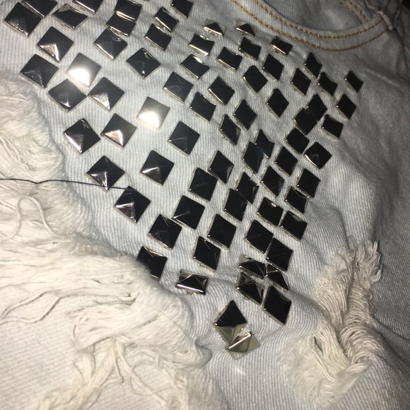 Light blue shorts - Picture 2 of 4