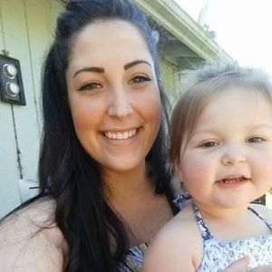 Meet your Posher, Corina