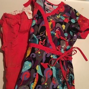 Koi scrub set