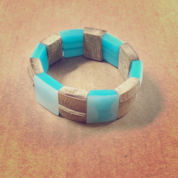 Bamboo and Resin Bracelet - Picture 1 of 3