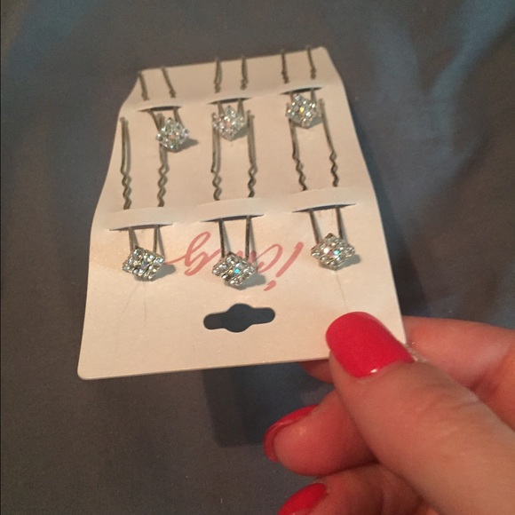 NWT Blingy hairpins