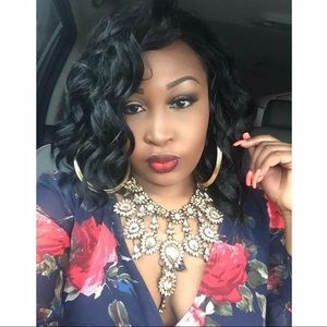 Meet your Posher, Felecia