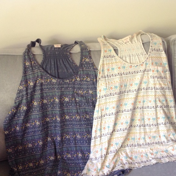 SOLD - Picture 2 of 4