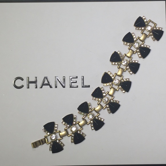 J. Crew tuxedo bows bracelet