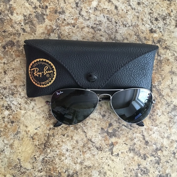 Ray-Ban Accessories - AUTHENTIC RAYBAN AVIATORS - NEVER WORN