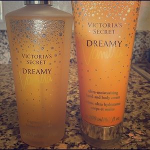 BUNDLE Victoria's Secret spray and lotion