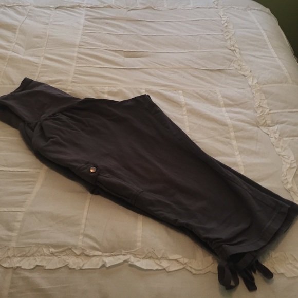 Maternity Capri pants