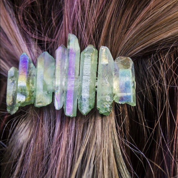 Seafoam Hologram Quartz Crystal Barrette 💚✨