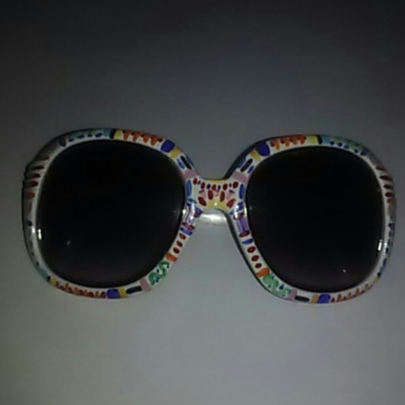 Shades - Picture 4 of 4