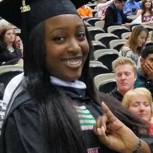 Meet your Posher, Jamine