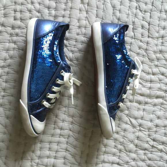 💙 SQUIEN NAVY BLUE COACH SHOES 💙