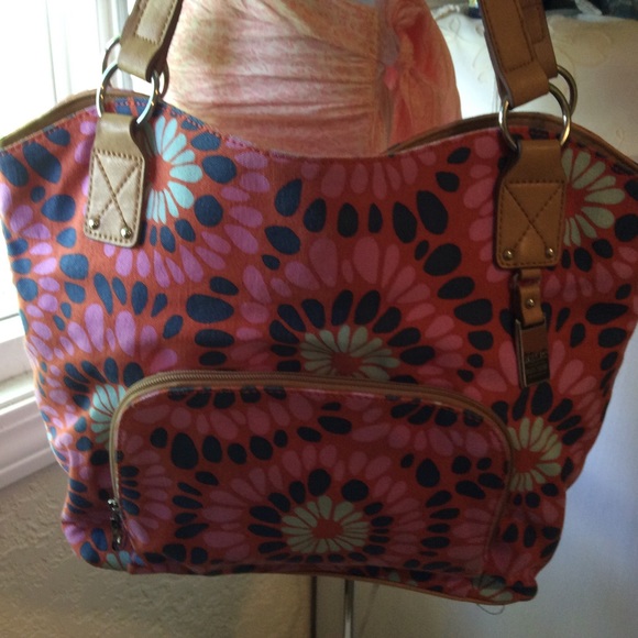 Relic purse ❣❣Weekend Sale❣❣