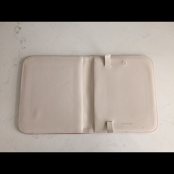 Nook Case - Picture 3 of 4