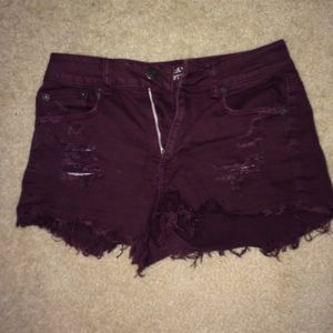 American Eagle size 2 stretch maroon shorts