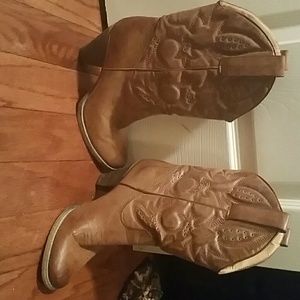 Ladies boots