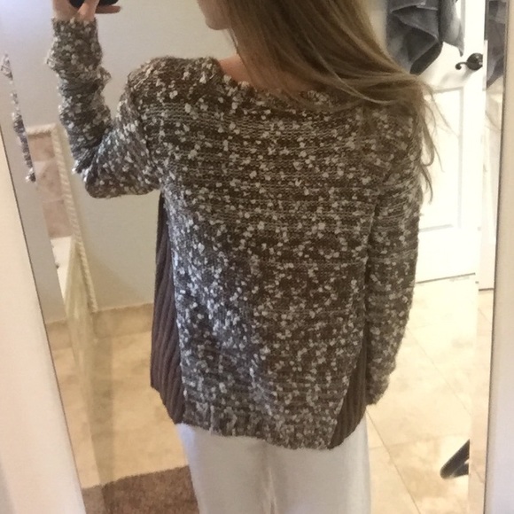Sweater - Picture 2 of 4