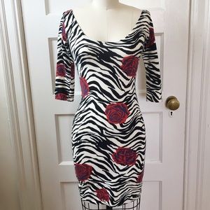 ❌SOLD❌ Sexy Zebra Rose Print Body-con Dress