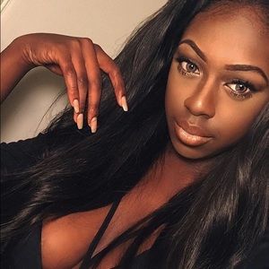 Meet your Posher, Ziare