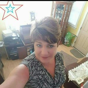 Meet your Posher, Sarah m