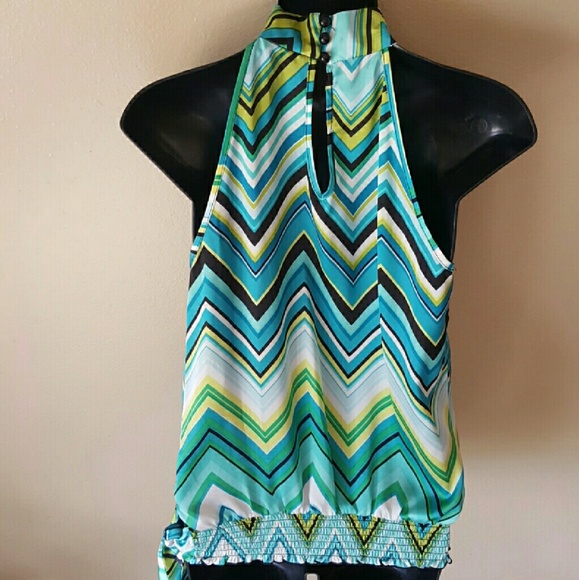 B-WEAR Byer California//High Neck Blouse - Picture 4 of 4