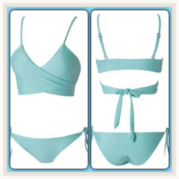🆕 Adorable Minty Wrap Bikini - Picture 2 of 2