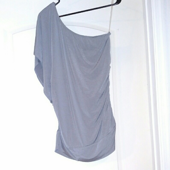 Studio Y Gray One Sleeve Top