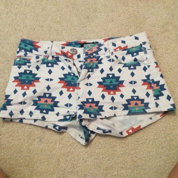 printed jean shorts