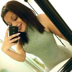 Meet your Posher, Leslye