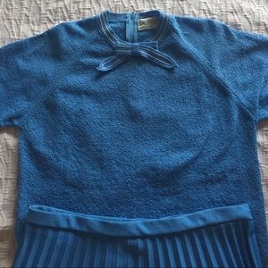 Vintage 1940's Sweater set w/skirt