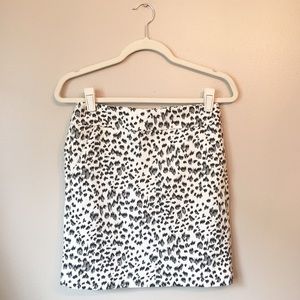 NWOT Loft Leopard Print Pocketed Mini Skirt