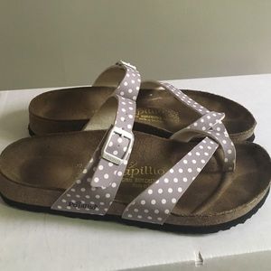 Sandal