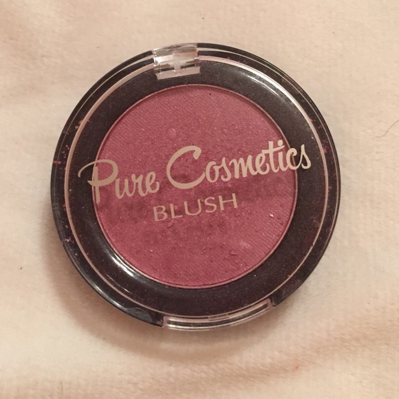 Makeup bundle - Picture 3 of 4