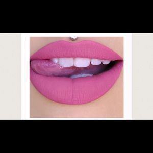 Jeffree Starr lip gloss
