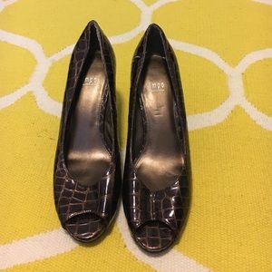 Brown peep toe heels